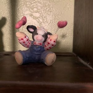 Mary Moo Moo’s figurine